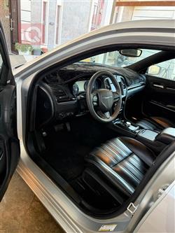 کرایسلەر 300